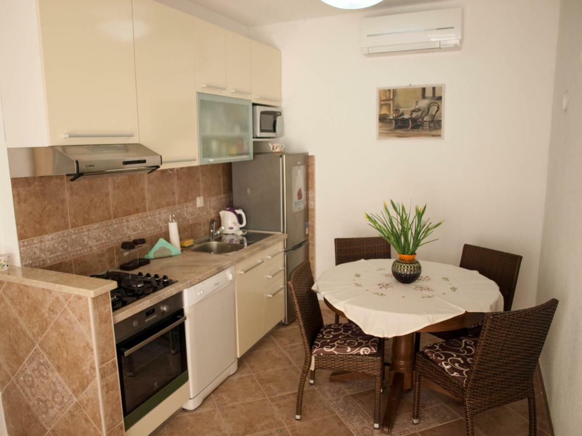 Apartmán House Nataniel In Omis Near Sea Exteriér fotografie